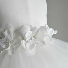 Load image into Gallery viewer, Adaline