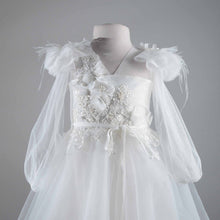 Load image into Gallery viewer, Bea Blanca