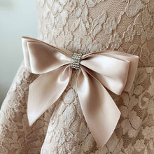 Load image into Gallery viewer, Eloise