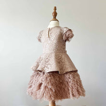 Load image into Gallery viewer, Eloise