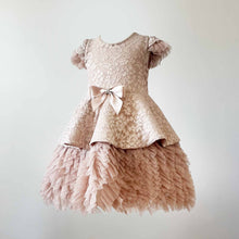 Load image into Gallery viewer, Eloise