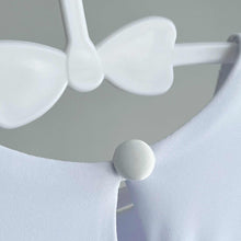 Load image into Gallery viewer, Evia