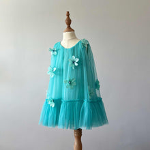 Load image into Gallery viewer, 3-4yr Luminous Raine