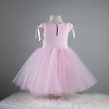 Load image into Gallery viewer, Rose