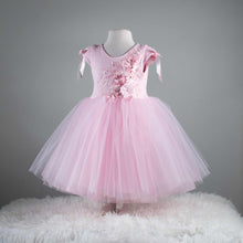 Load image into Gallery viewer, Rose